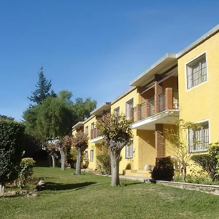 San Carlos Apartment *